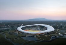 Фото - В Китае построили футуристичный стадион, который «парит» над холмами